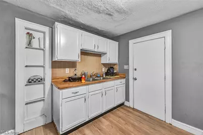 12109 Holborn Avenue, Loveland, OH 44105 - Photo 27