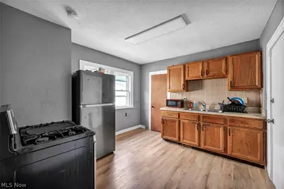 12109 Holborn Avenue, Loveland, OH 44105 - Photo 17