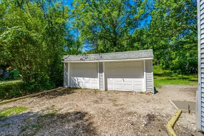 2758 Oak Street, Willoughby Hills, OH 44094 - Photo 41