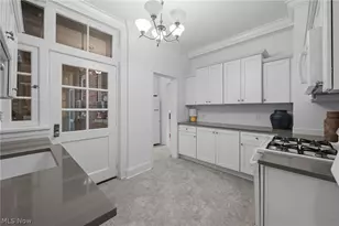 13605 Shaker Blvd, Loveland, OH 44120 - Photo 19