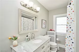 1658 St Charles Ave, Oakwood, OH 44107 - Photo 17
