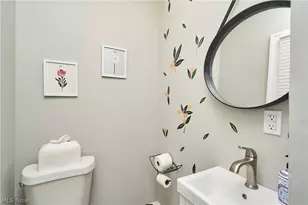 1658 St Charles Ave, Oakwood, OH 44107 - Photo 11