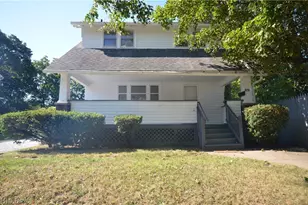 928 Delia Ave, Akron, OH 44320 - Photo 1