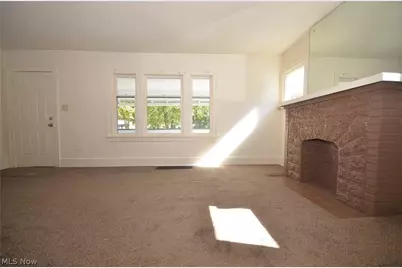 928 Delia Avenue, Akron, OH 44320 - Photo 9