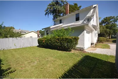 928 Delia Avenue, Akron, OH 44320 - Photo 5