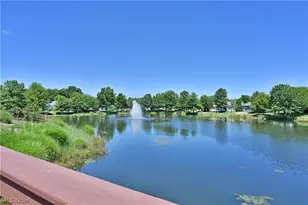 1936 Pembrooke Ln, Avon, OH 44011 - Photo 5