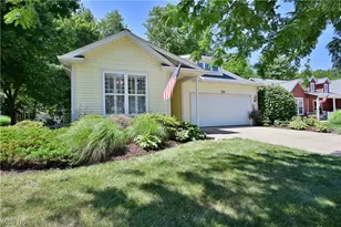 1936 Pembrooke Ln, Avon, OH 44011 - Photo 3