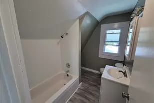 2095 W 103rd St, Loveland, OH 44102 - Photo 11
