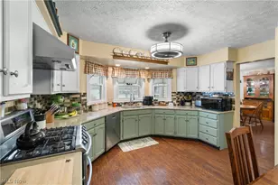 5051 Fox Ridge Dr, Green, OH 44720 - Photo 11