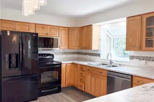 6727 Amsel Ave NE, Canton, OH 44721 - Photo 11