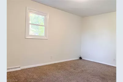 6727 Amsel Avenue NE, Canton, OH 44721 - Photo 23