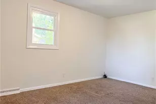 6727 Amsel Ave NE, Canton, OH 44721 - Photo 23