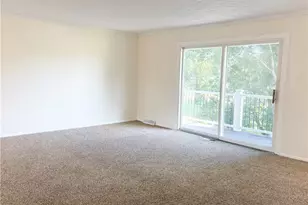 6727 Amsel Ave NE, Canton, OH 44721 - Photo 7