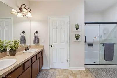 568 Hyannis Port Circle, Avon Lake, OH 44012 - Photo 17
