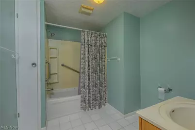 2035 Thornhill Drive, Akron, OH 44313 - Photo 17