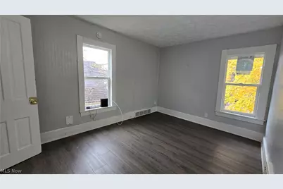 1412 Woodland Avenue NW, Canton, OH 44703 - Photo 9