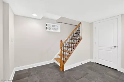 1515 Bunts Road, Oakwood, OH 44107 - Photo 27
