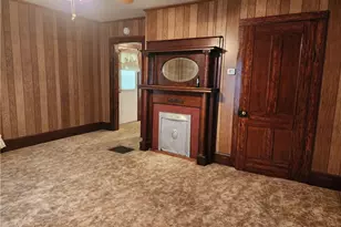 743 Pine St, Coshocton, OH 43812 - Photo 13