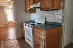 743 Pine St, Coshocton, OH 43812 - Photo 5