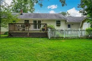 8860 Crackel Rd, Chagrin Falls, OH 44023 - Photo 27