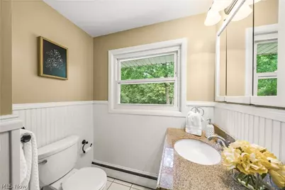 8860 Crackel Road, Chagrin Falls, OH 44023 - Photo 19