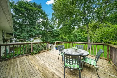 8860 Crackel Road, Chagrin Falls, OH 44023 - Photo 23