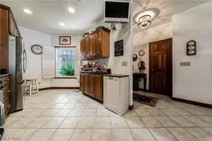 3000 Whispering Shores Dr, Vermilion, OH 44089 - Photo 15
