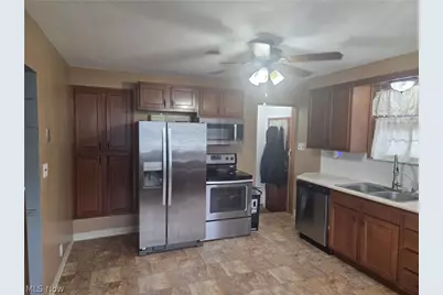 495 Maple Street, Duncan Falls, OH 43734 - Photo 5