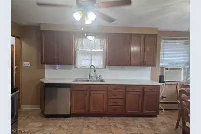 495 Maple Street, Duncan Falls, OH 43734 - Photo 3