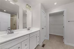 129 Eagle Cir, Amherst, OH 44001 - Photo 23