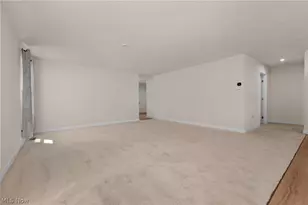 129 Eagle Cir, Amherst, OH 44001 - Photo 25