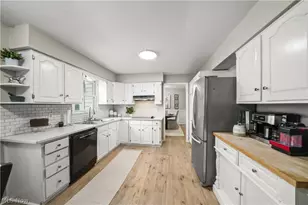 134 Hurd Rd, Aurora, OH 44202 - Photo 9