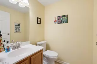 1905 Ridge Meadow Ct, Twinsburg, OH 44087 - Photo 11