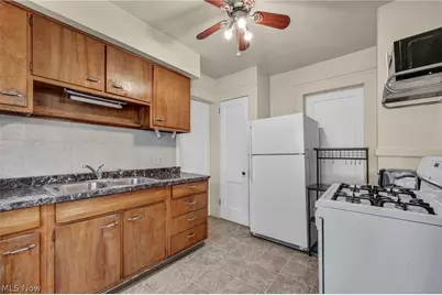 1606 Larchmont Avenue, Oakwood, OH 44107 - Photo 11