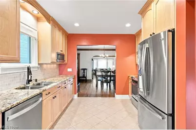 16208 Claire Avenue, Loveland, OH 44111 - Photo 17