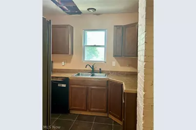 1498 Overlook Drive, Akron, OH 44314 - Photo 5