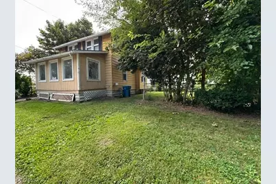319 W 18th Street, Lorain, OH 44052 - Photo 17