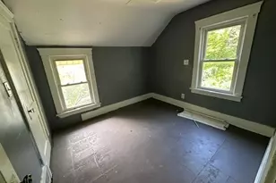 319 W 18th St, Lorain, OH 44052 - Photo 7