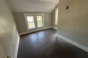 319 W 18th St, Lorain, OH 44052 - Photo 9