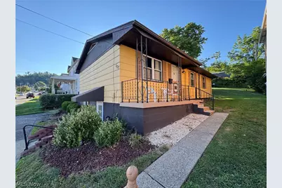 507 W Vine Street, Martins Ferry, OH 43935 - Photo 1
