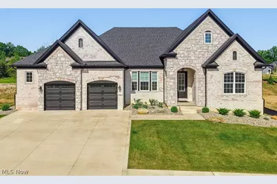 336 Arboretum Court, Fairlawn, OH 44333 - Photo 1