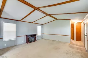 18592 Edwards Rd, Doylestown, OH 44230 - Photo 5