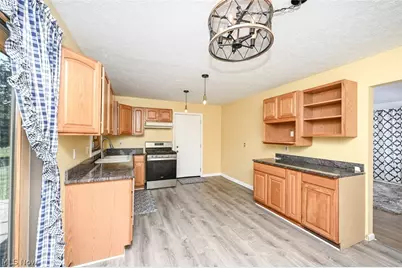 577 Catalina Drive, Akron, OH 44319 - Photo 21
