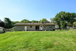 577 Catalina Dr, Akron, OH 44319 - Photo 11