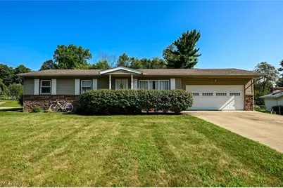 577 Catalina Drive, Akron, OH 44319 - Photo 1