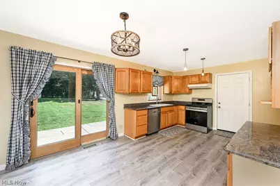 577 Catalina Drive, Akron, OH 44319 - Photo 19