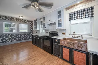 246 Lawrence Street, Ravenna, OH 44266 - Photo 13