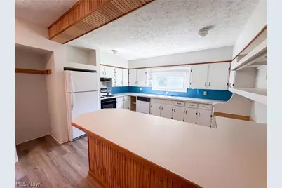 841 Chinook Avenue, Akron, OH 44305 - Photo 9
