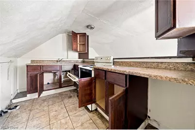11413 Whitmore Avenue, Loveland, OH 44108 - Photo 37