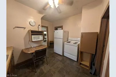 223 Greenfield Avenue SW, Canton, OH 44706 - Photo 9